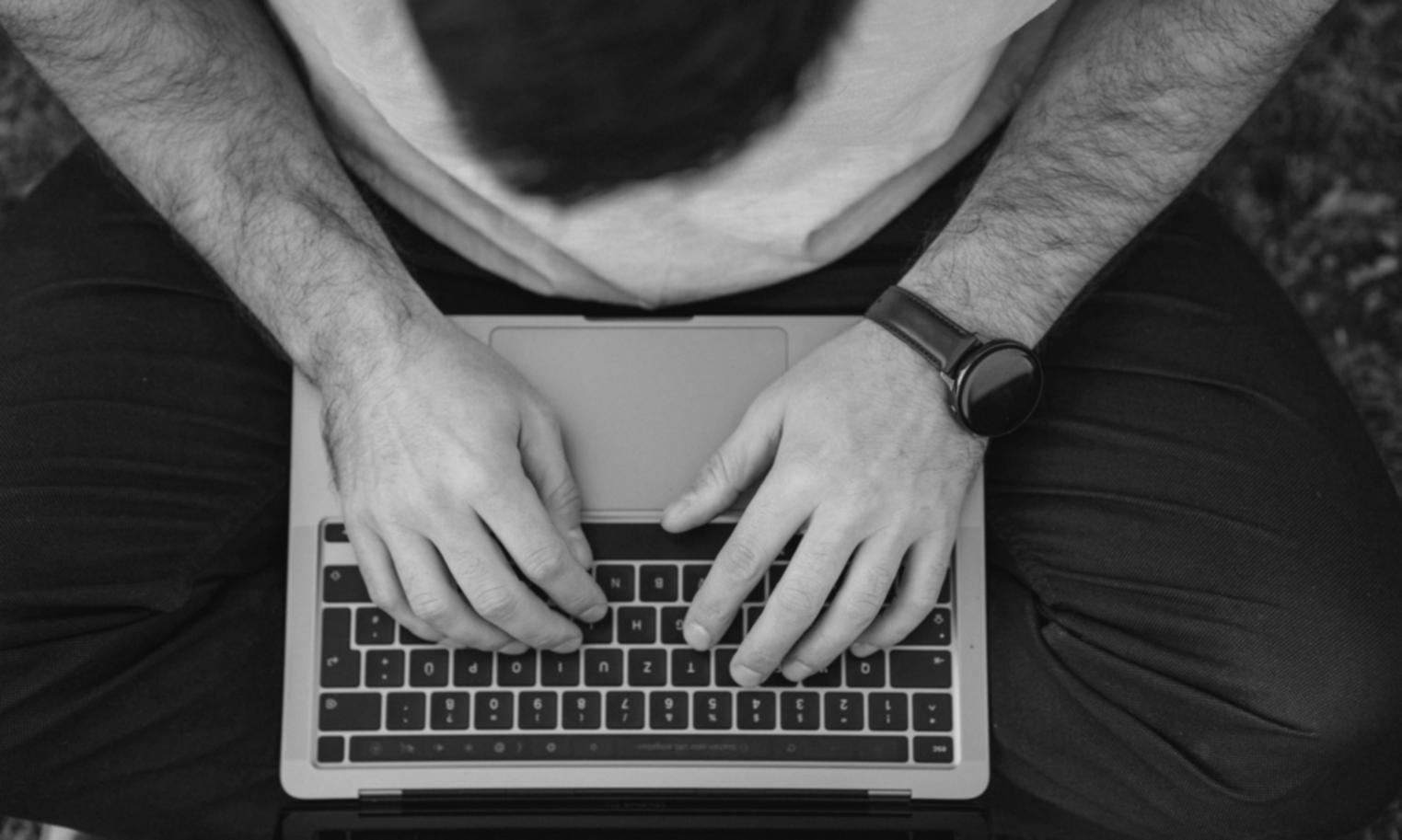 Students working part-time while studying in Australia
